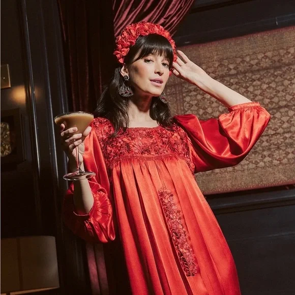 Mi Golondrina Satin Dress - Picture 2 of 7